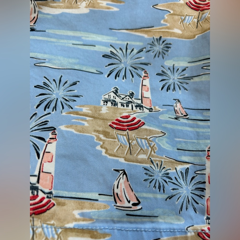 Crown & Ivy Lighthouse Print Shorts Size 2 - Picture 3 of 10